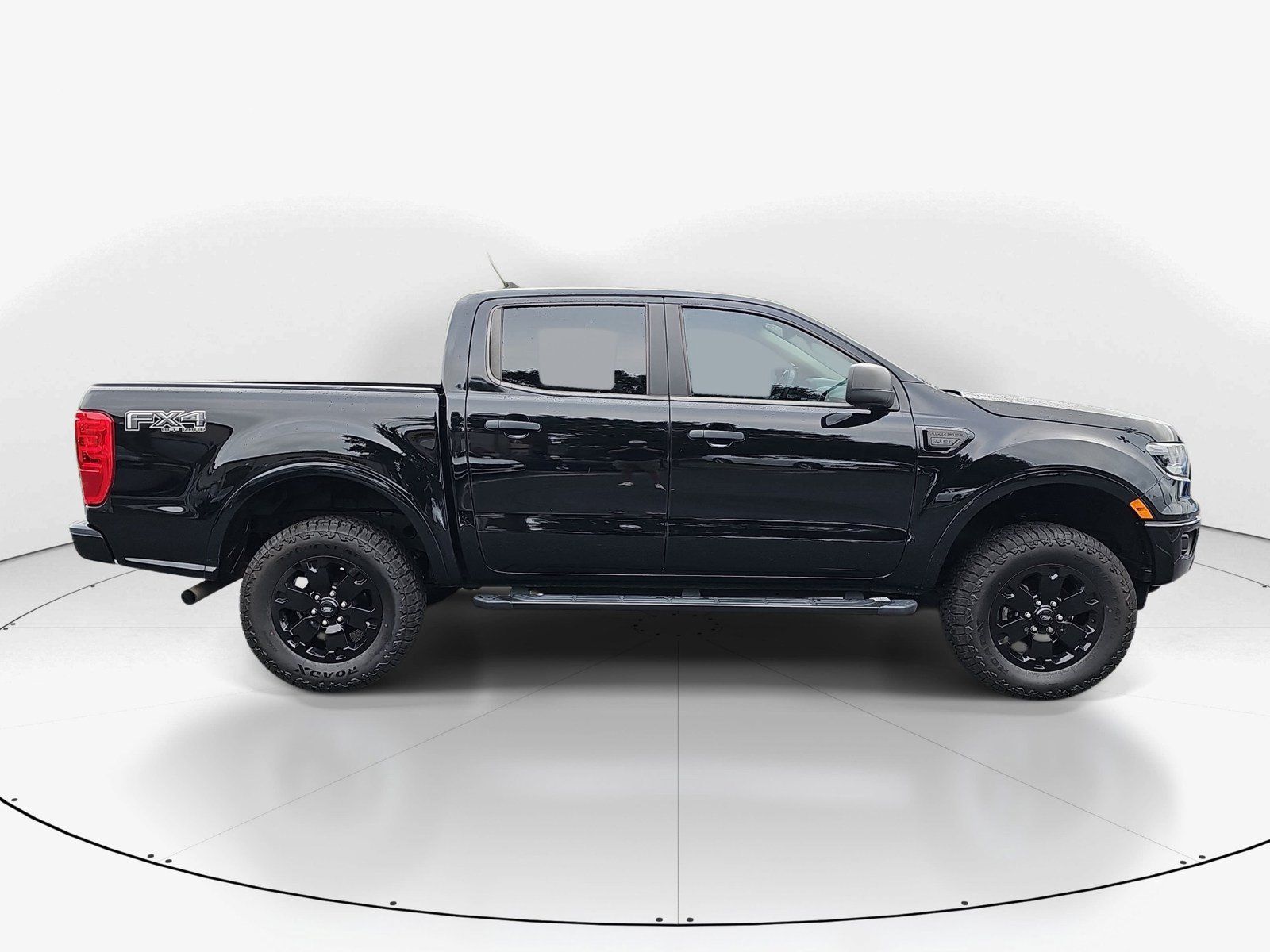 Used 2023 Ford Ranger XLT w/ Equipment Group 301A Mid AWD/4WD image 2