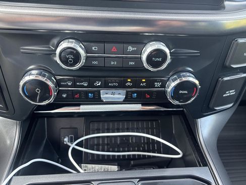 Used 2025 Ford F150 Lariat w/ Equipment Group 502A High AWD/4WD image 21