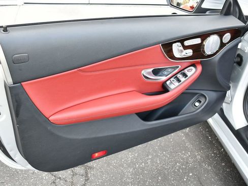 Used 2020 Mercedes-Benz C 300 4MATIC Cabriolet image 11