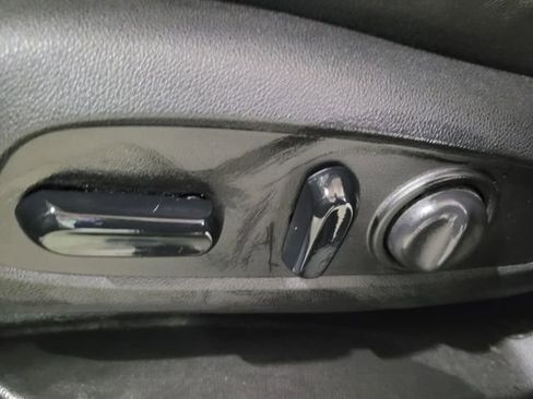 Used 2019 GMC Terrain SLE w/ Driver Convenience Package image 27