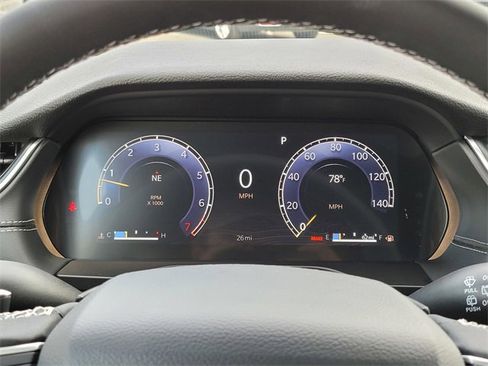 New 2025 Jeep Grand Cherokee L Altitude image 10