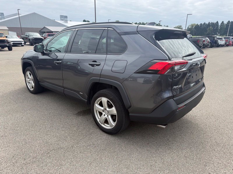 Used 2022 Toyota RAV4 XLE w/ Convenience Package AWD/4WD image 18