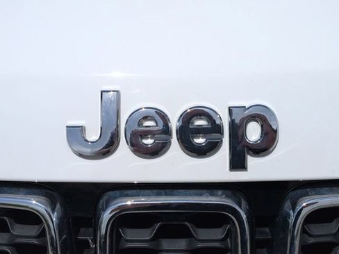 Used 2022 Jeep Grand Cherokee Limited AWD/4WD image 33