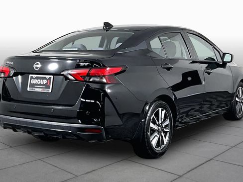 Used 2021 Nissan Versa SV FWD image 13