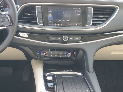 Used 2023 Buick Enclave Avenir w/ Avenir Technology Package image 28