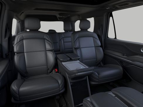 New 2026 Lincoln Navigator L Reserve w/ Jet Appearance Package AWD/4WD image 11