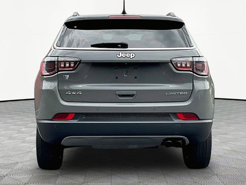 Used 2022 Jeep Compass Limited AWD/4WD image 5