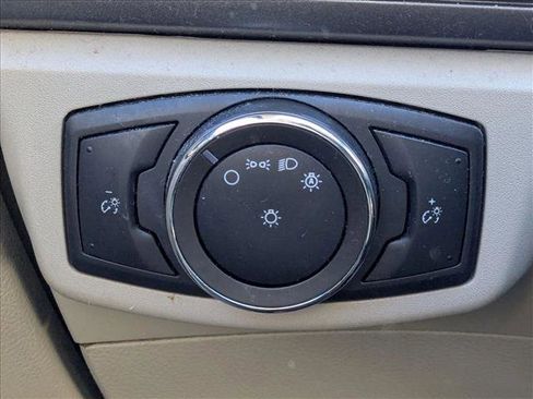 Certified 2020 Ford Fusion SE image 17