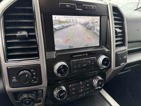 Used 2018 Ford F150 Lariat w/ Equipment Group 501A Mid image 28