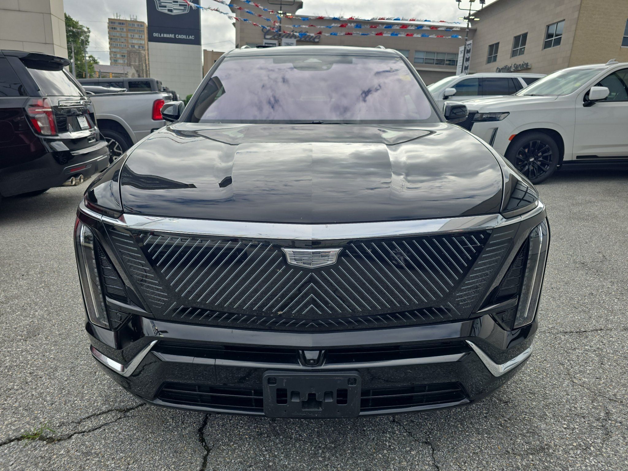 Used 2026 Cadillac Vistiq Premium Luxury AWD/4WD image 3