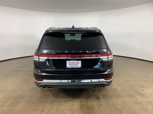 Used 2022 Lincoln Aviator AWD w/ Premium Package image 10