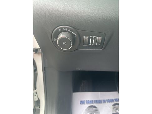 Used 2025 Jeep Compass Limited AWD/4WD image 15