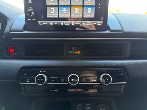 Used 2025 Honda Pilot EX-L image 19