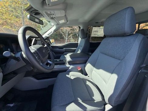 New 2025 Ford F150 XLT w/ Equipment Group 302A MID image 14