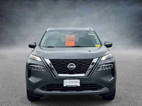 Used 2023 Nissan Rogue SV w/ SV Premium B Package FWD image 6
