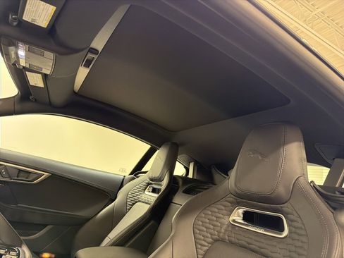 Used 2023 Jaguar F-TYPE R-Dynamic image 19