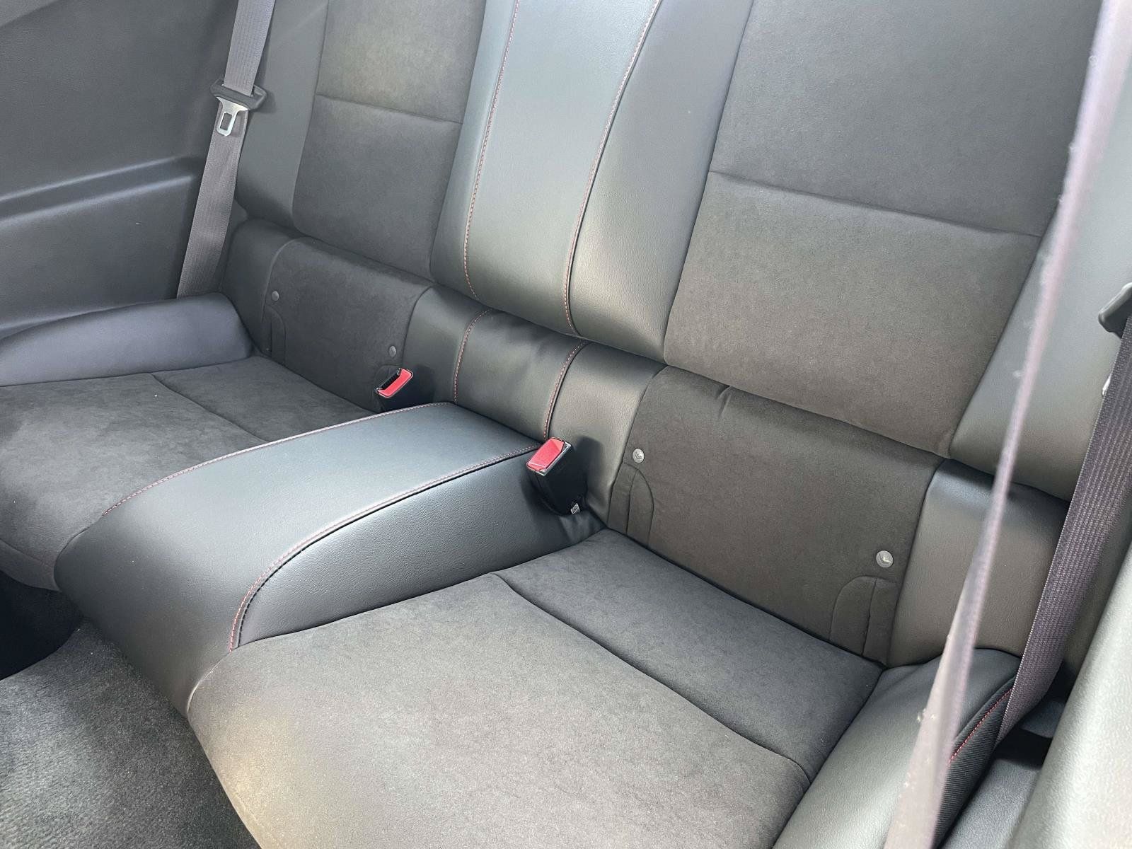 Used 2015 Chevrolet Camaro ZL1 RWD image 15