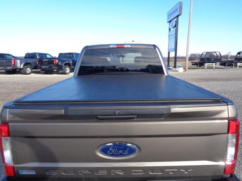 Used 2019 Ford F250 XLT image 13