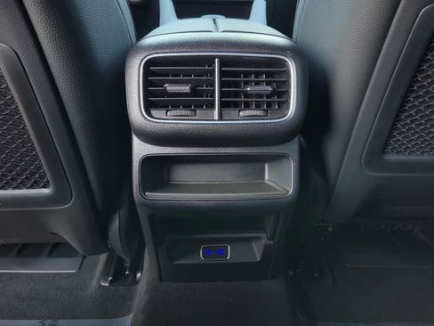 Certified 2026 Mercedes-Benz GLE 350 4MATIC image 8