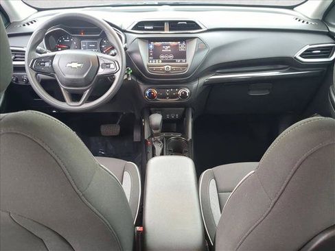 Used 2022 Chevrolet TrailBlazer LS FWD image 16