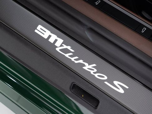 Used 2022 Porsche 911 Turbo S image 21