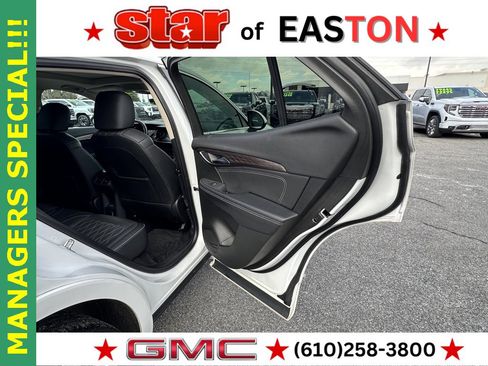 Used 2021 Buick Envision Avenir w/ Technology Package II image 14