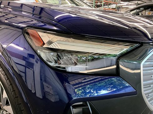 Used 2023 Audi Q4 e-tron Premium Plus w/ Premium Plus RWD image 30