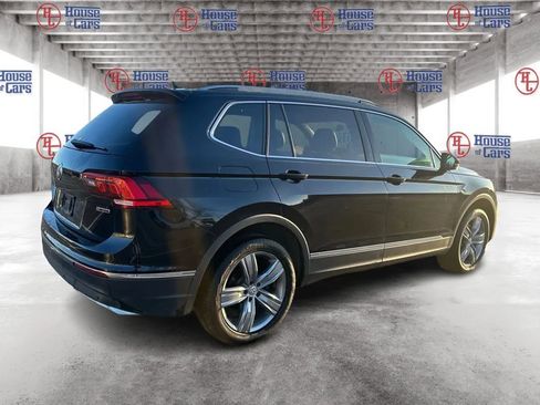Used 2020 Volkswagen Tiguan SEL w/ Tiguan Two-Row MDO Package AWD/4WD image 5
