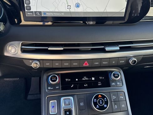 Used 2025 Hyundai Palisade Calligraphy image 28
