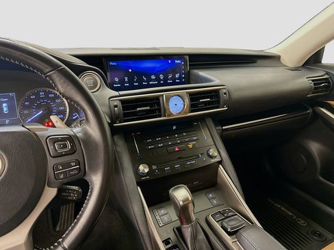 Used 2017 Lexus IS 300 AWD image 26