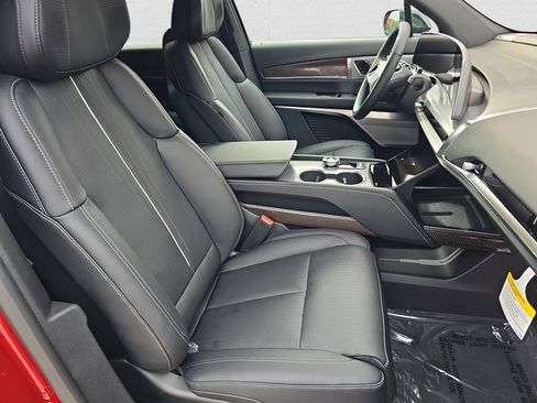 New 2026 Cadillac Vistiq Sport w/ LPO, Floor Liner Package image 10