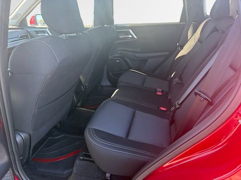 Used 2025 Mitsubishi Outlander ES AWD/4WD image 24