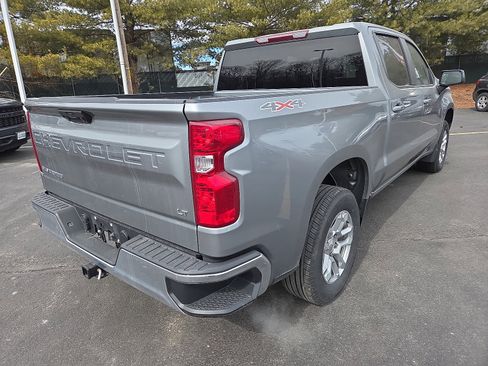 Used 2023 Chevrolet Silverado 1500 LT image 3