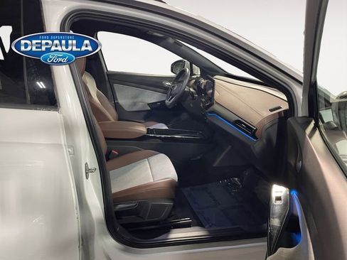 Used 2023 Volkswagen ID.4 Pro image 19