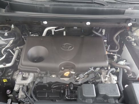 Certified 2023 Toyota RAV4 LE image 18