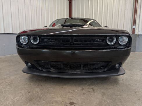 Used 2022 Dodge Challenger R/T w/ Blacktop Package RWD image 10