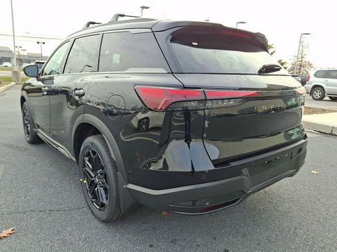 New 2026 INFINITI QX60 Sport image 3