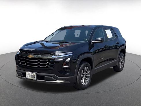 Used 2025 Chevrolet Equinox LT FWD image 7