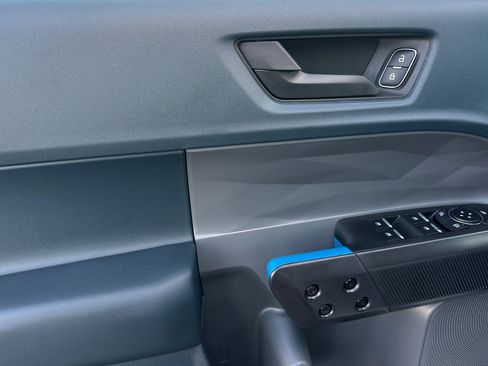 New 2026 Ford Maverick Lobo image 10