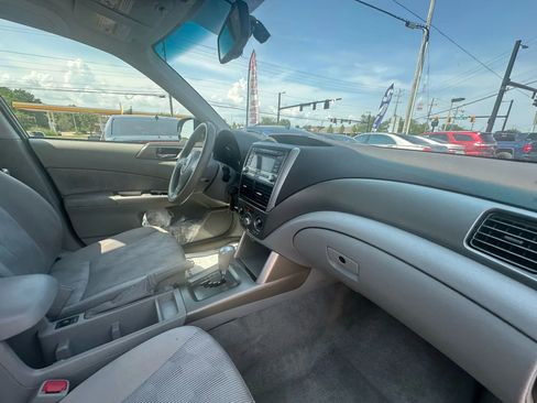 Used 2010 Subaru Forester 2.5X Premium image 23