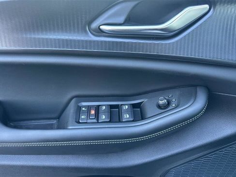 New 2025 Jeep Grand Cherokee L Laredo w/ Luxury Tech Group I image 11