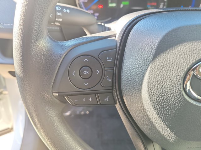 Used 2025 Toyota RAV4 XLE AWD/4WD image 26