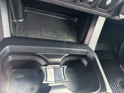 Used 2019 Toyota Tacoma TRD Sport w/ Technology Package AWD/4WD image 20