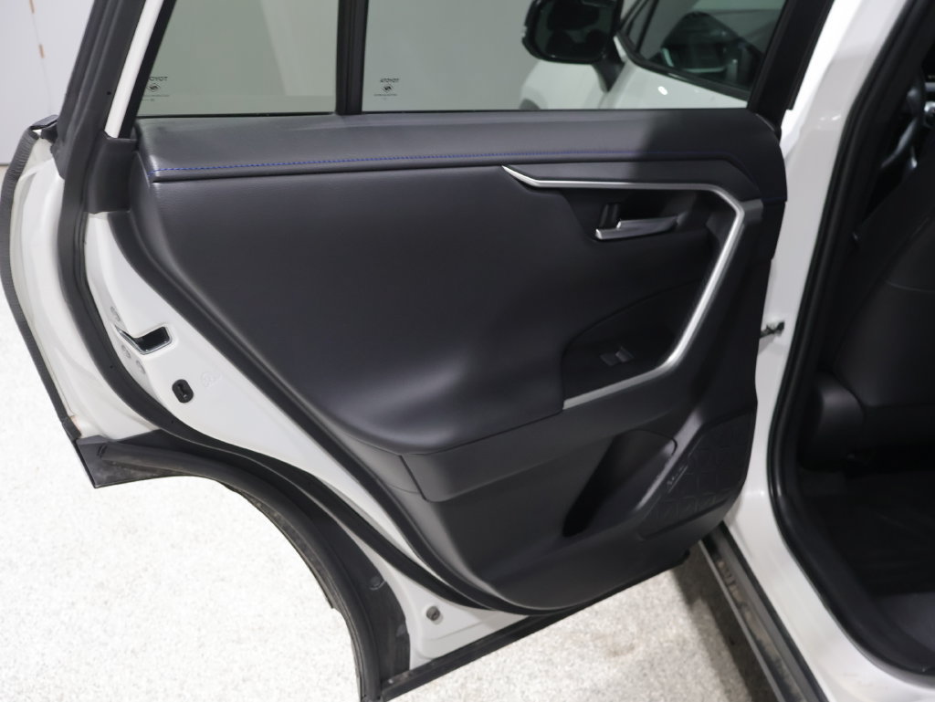 Used 2024 Toyota RAV4 XSE AWD/4WD image 17