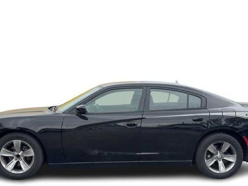 Used 2018 Dodge Charger SXT Plus w/ Beats Audio Group RWD image 1