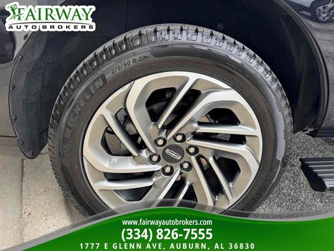 Used 2025 Lincoln Navigator Reserve AWD/4WD image 36
