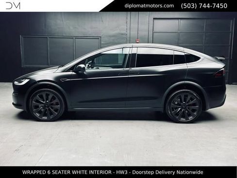 Used 2022 Tesla Model X Plaid AWD/4WD image 3