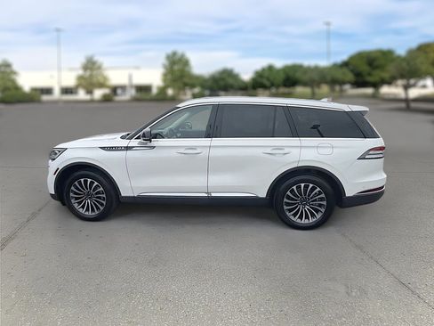 Certified 2021 Lincoln Aviator Reserve w/ Equipment Group 201A AWD/4WD image 4