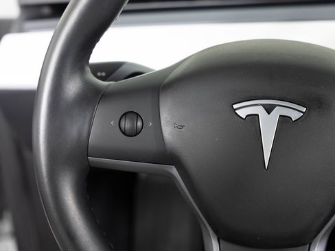 Used 2018 Tesla Model 3 Long Range image 34