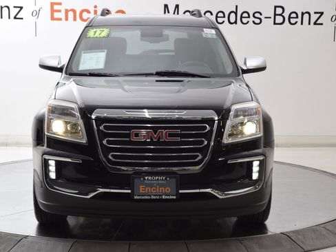 Used 2017 GMC Terrain SLT FWD image 9